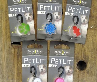 Nite Ize PetLit LED Collar Light Fashion